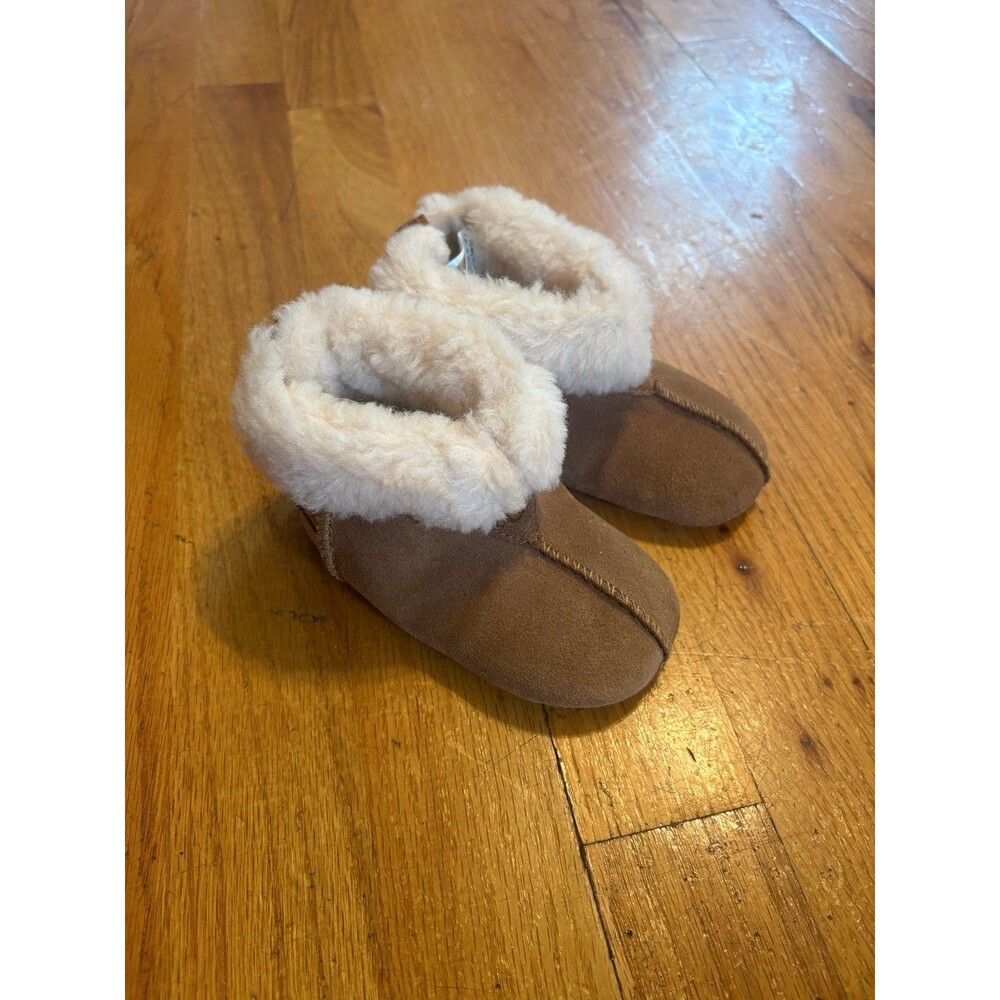 UGG Gojee Chestnut Suede Lined Boots Size 4/5